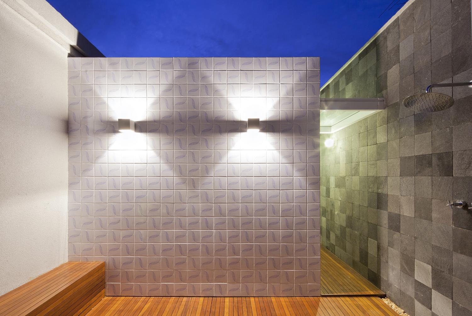 3-этажный особняк в Бразилии от Casa14 Arquitetura