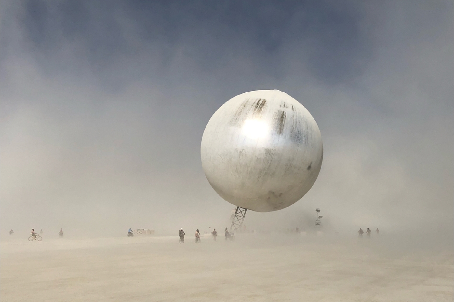 Лучшие скульптуры Burning Man 2018