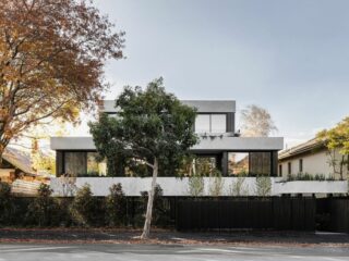 Небольшой многоквартирный дом в Мельбурне